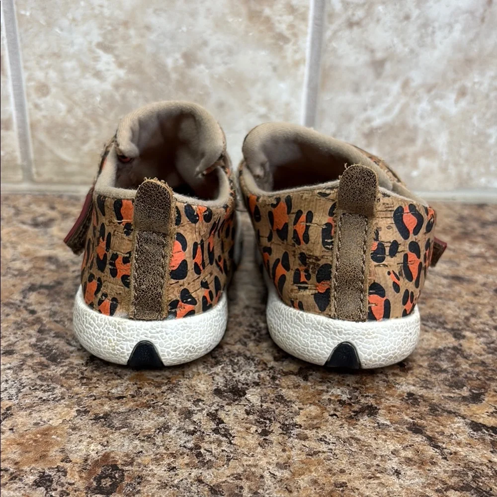 Twisted X Infant Leopard Cork Driving Mocs Size 7